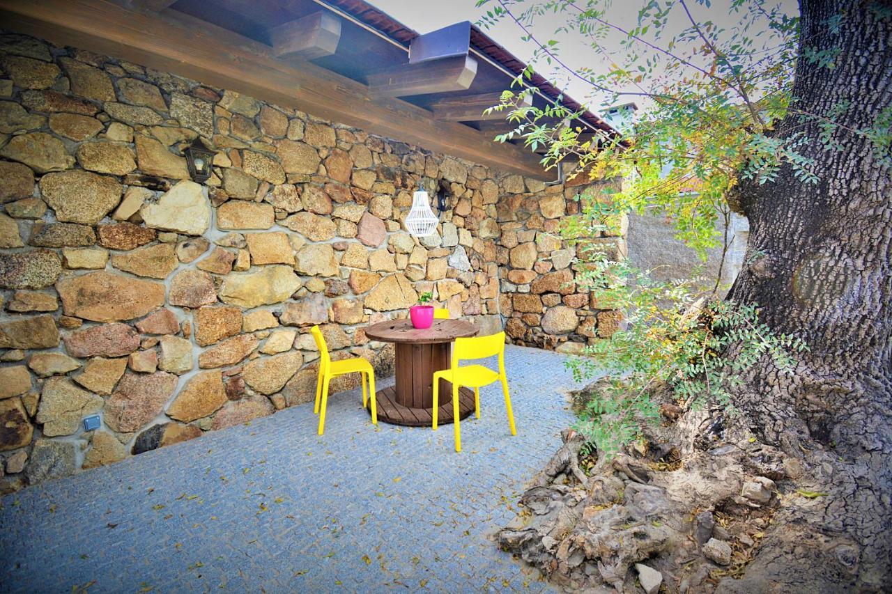 Apartamentos Mamuela Ribadumia Exterior foto